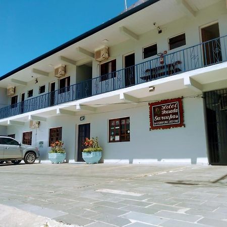 Hotel Pousada Garoupas Сан-Себастьян Экстерьер фото